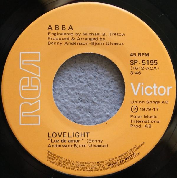 ABBA - Chiquitita (Version en Español) / Lovelight - 7 Inch